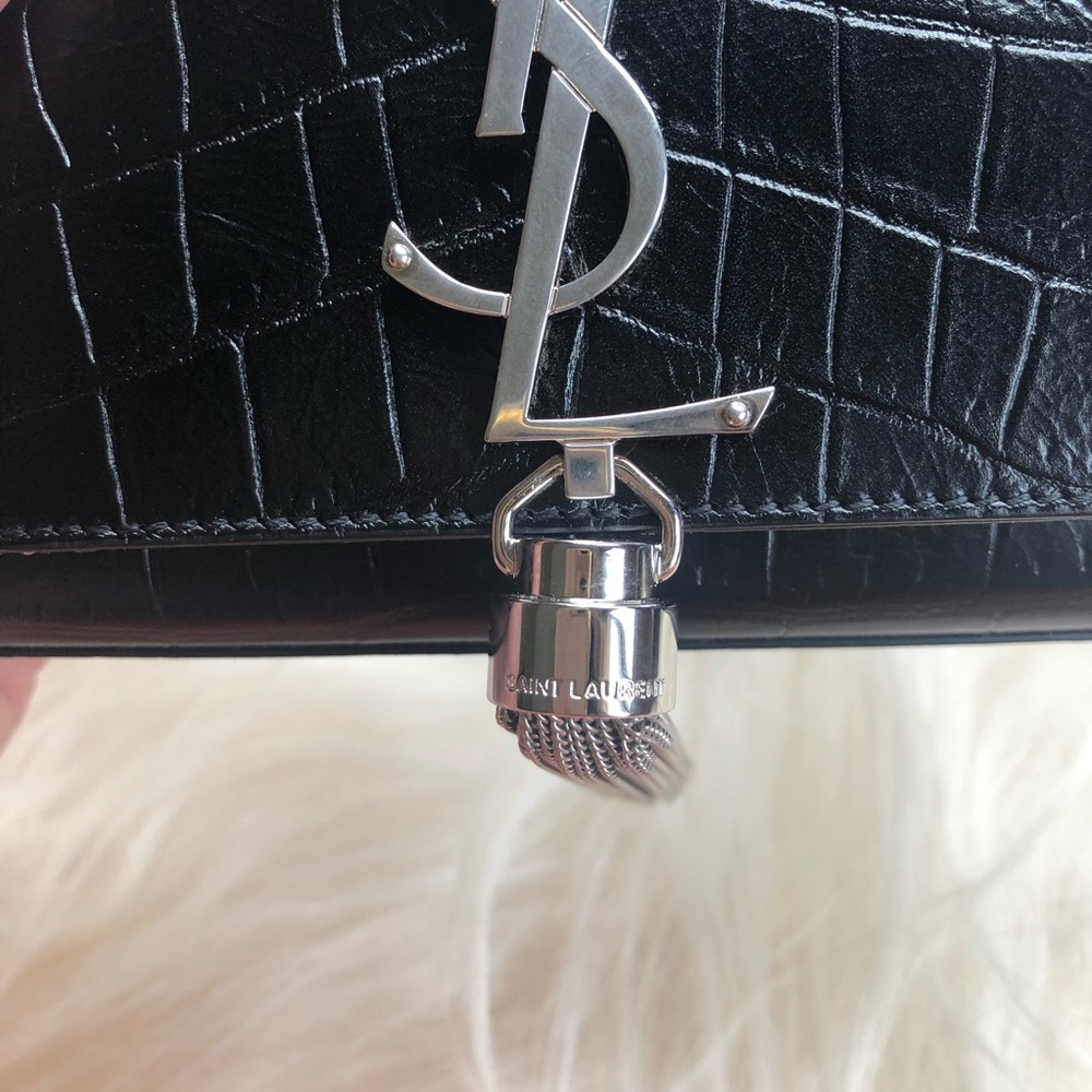 Saint Laurent croc embossed small Kate tassel bag. - Picture 3 of 8